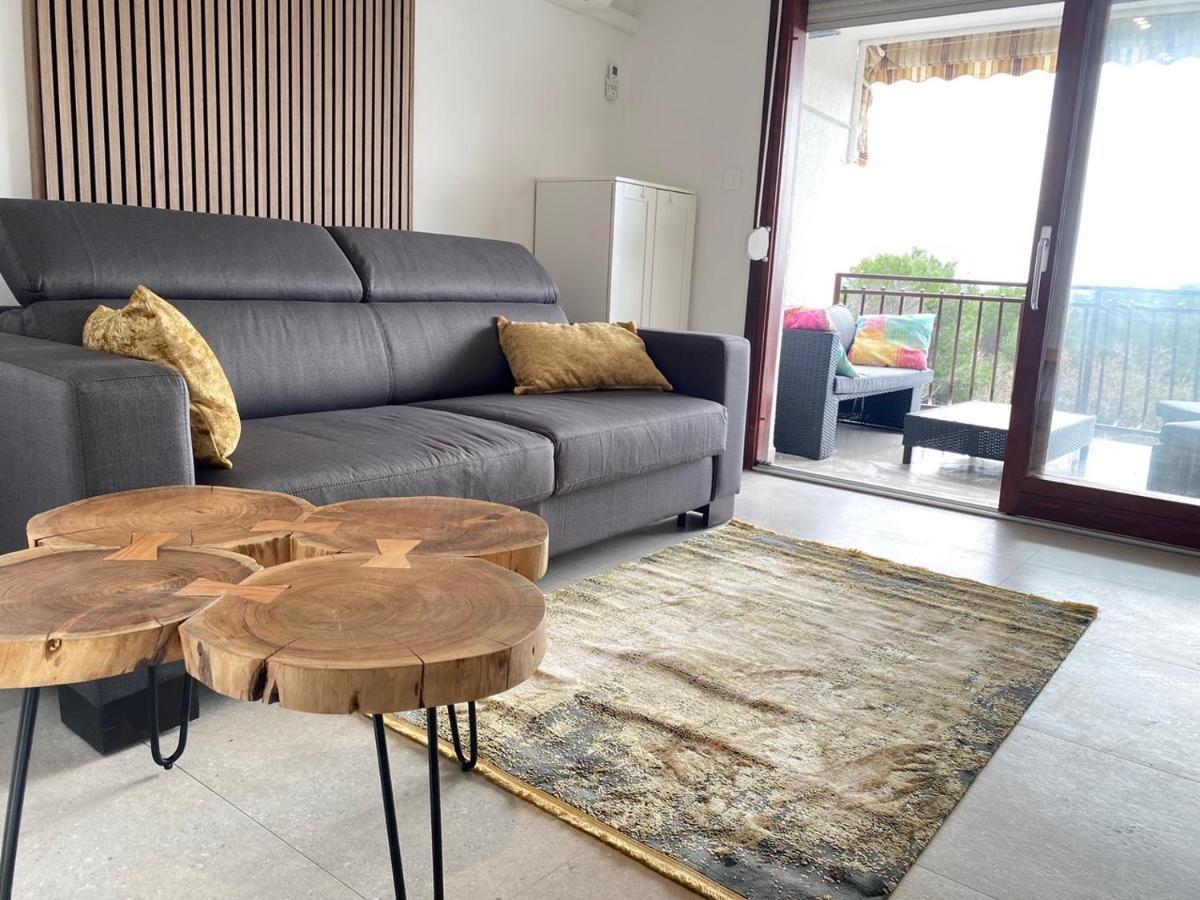Premium Suite Kala Sea View 波雷奇 外观 照片